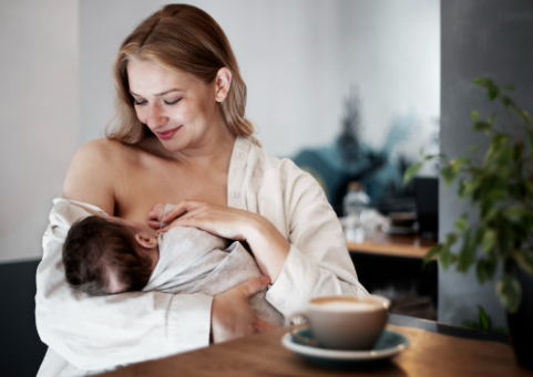 Os alimentos para lactantes devem ser escolhidos com atenção a fim de assegurar saúde para a mãe e o seu bebê. Confira neste artigo, essa importância.